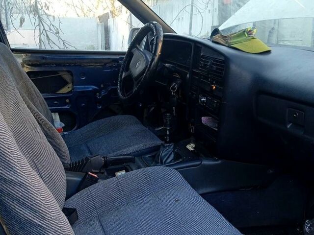 Опель Омега, об'ємом двигуна 18 л та пробігом 275 тис. км за 1500 $, фото 6 на Automoto.ua