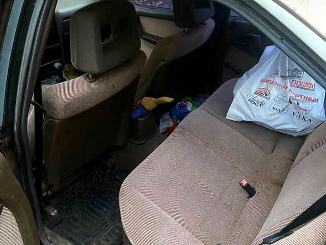 Опель Омега, объемом двигателя 1.8 л и пробегом 350 тыс. км за 550 $, фото 5 на Automoto.ua