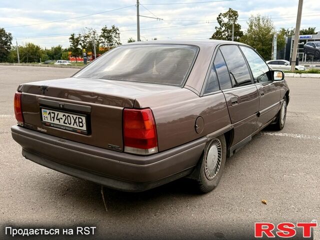 Опель Омега, об'ємом двигуна 1.8 л та пробігом 236 тис. км за 650 $, фото 5 на Automoto.ua