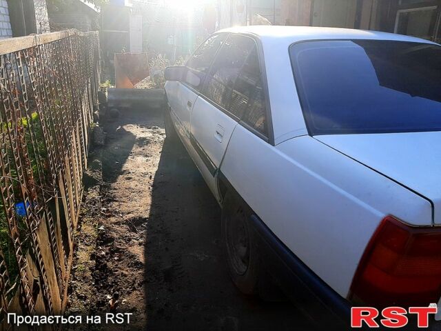 Опель Омега, объемом двигателя 2 л и пробегом 0 тыс. км за 1700 $, фото 2 на Automoto.ua