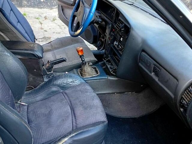 Опель Омега, объемом двигателя 1.8 л и пробегом 0 тыс. км за 1000 $, фото 5 на Automoto.ua