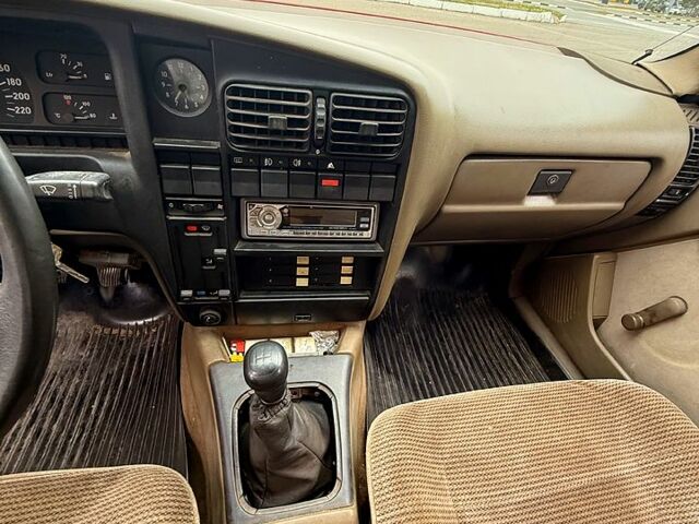 Опель Омега, об'ємом двигуна 1.8 л та пробігом 236 тис. км за 650 $, фото 12 на Automoto.ua