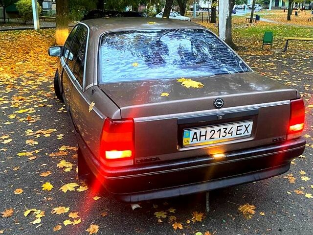 Опель Омега, объемом двигателя 1.8 л и пробегом 350 тыс. км за 550 $, фото 1 на Automoto.ua