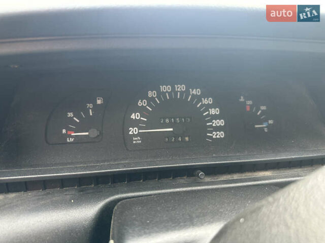 Опель Омега, объемом двигателя 2 л и пробегом 261 тыс. км за 1300 $, фото 7 на Automoto.ua