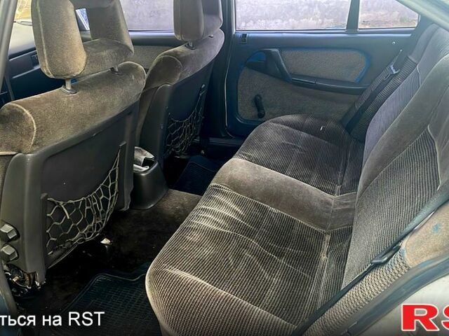 Опель Омега, объемом двигателя 18 л и пробегом 200 тыс. км за 800 $, фото 9 на Automoto.ua