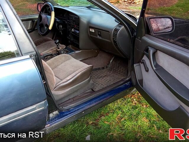 Опель Омега, об'ємом двигуна 2 л та пробігом 250 тис. км за 900 $, фото 4 на Automoto.ua