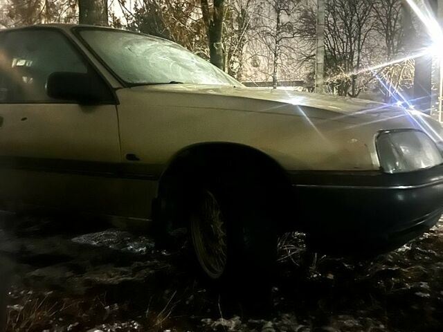 Опель Омега, объемом двигателя 2 л и пробегом 290 тыс. км за 1100 $, фото 6 на Automoto.ua