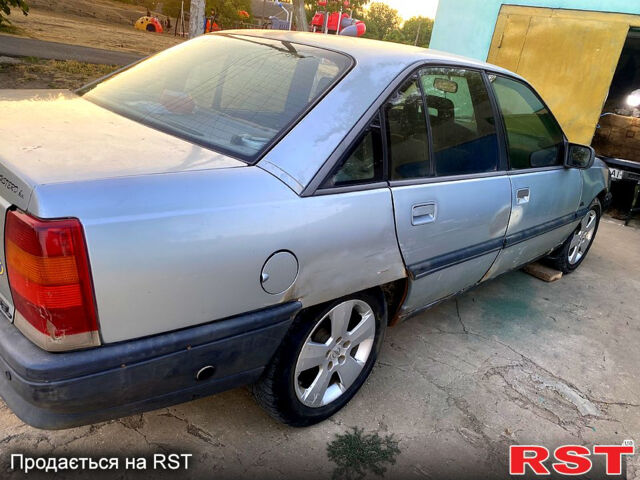 Опель Омега, объемом двигателя 2 л и пробегом 250 тыс. км за 1200 $, фото 2 на Automoto.ua