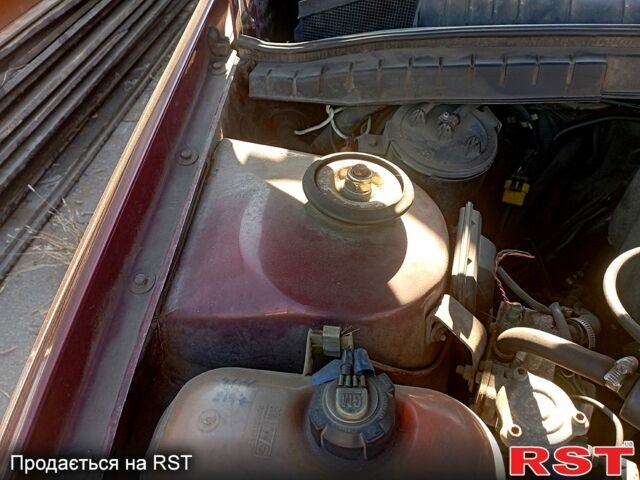 Опель Омега, объемом двигателя 2 л и пробегом 264 тыс. км за 720 $, фото 3 на Automoto.ua