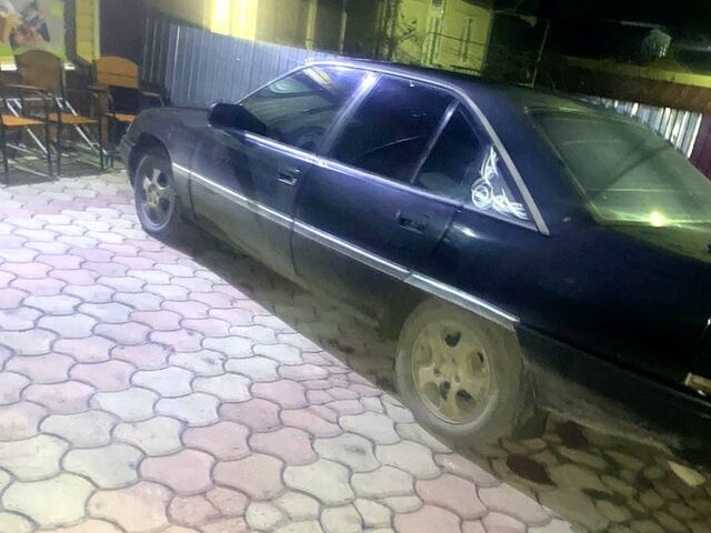 Опель Омега, объемом двигателя 18 л и пробегом 200 тыс. км за 1300 $, фото 1 на Automoto.ua