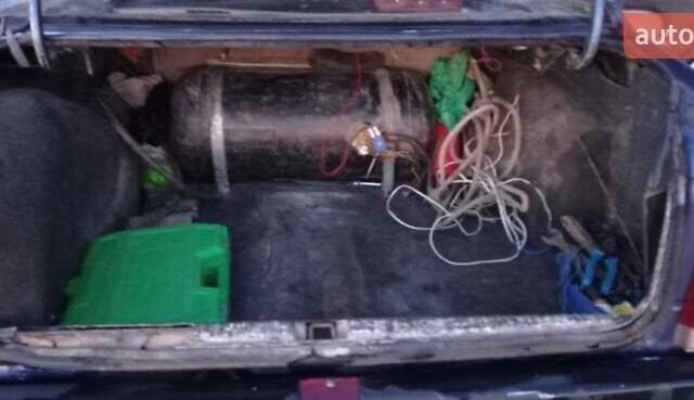 Опель Омега, об'ємом двигуна 2 л та пробігом 372 тис. км за 863 $, фото 8 на Automoto.ua