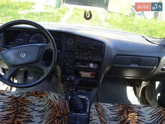 Опель Омега, об'ємом двигуна 2 л та пробігом 372 тис. км за 863 $, фото 5 на Automoto.ua