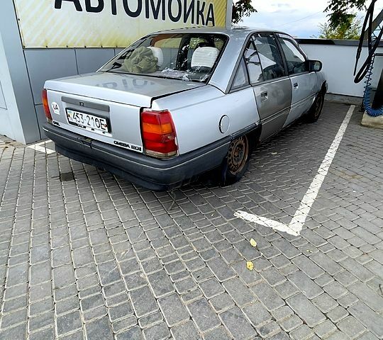Опель Омега, объемом двигателя 2 л и пробегом 0 тыс. км за 800 $, фото 3 на Automoto.ua