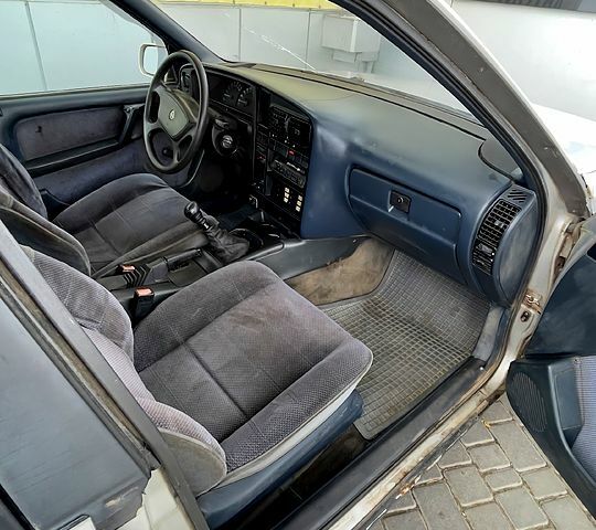Опель Омега, объемом двигателя 2 л и пробегом 0 тыс. км за 800 $, фото 2 на Automoto.ua