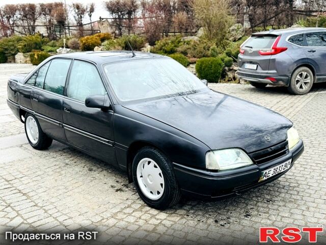 Опель Омега, объемом двигателя 20 л и пробегом 200 тыс. км за 1050 $, фото 9 на Automoto.ua