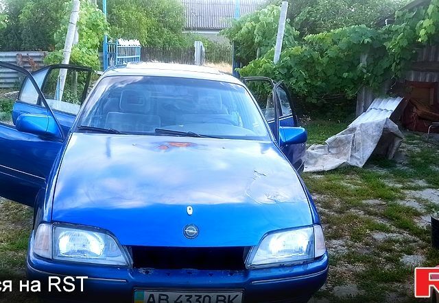 Опель Омега, объемом двигателя 2 л и пробегом 27 тыс. км за 1500 $, фото 4 на Automoto.ua