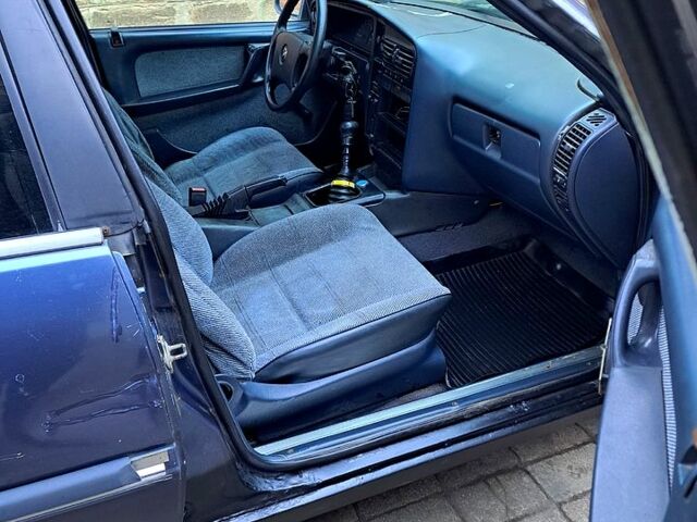 Опель Омега, объемом двигателя 20 л и пробегом 220 тыс. км за 1050 $, фото 3 на Automoto.ua
