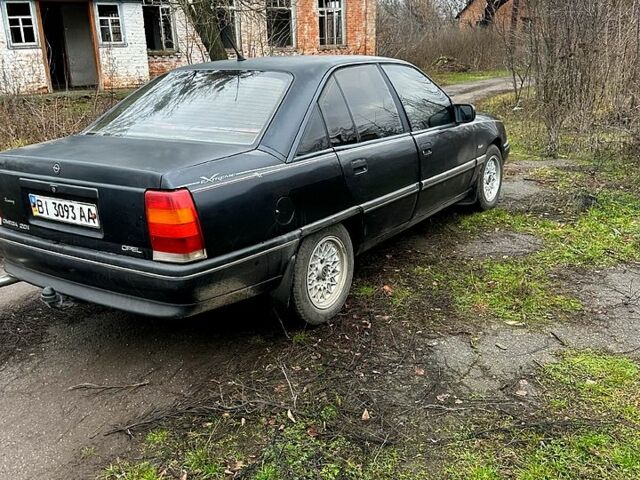 Опель Омега, объемом двигателя 2 л и пробегом 323 тыс. км за 1000 $, фото 2 на Automoto.ua