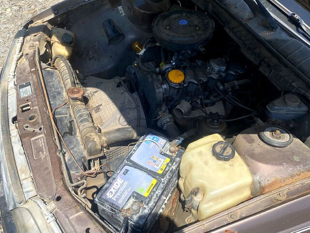 Опель Омега 1990 у Харкові на Automoto.ua Опель Омега, об'ємом двигуна 2 л та пробігом 320 тис. км за 500 $, фото 7 на Automoto.ua