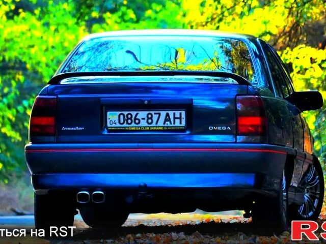 Опель Омега, объемом двигателя 2 л и пробегом 0 тыс. км за 700 $, фото 1 на Automoto.ua