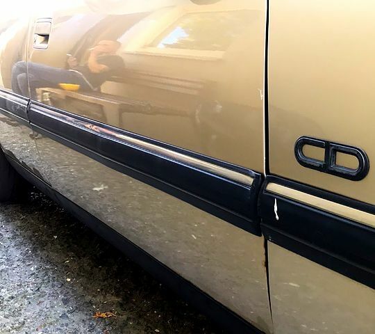 Опель Омега, об'ємом двигуна 2 л та пробігом 280 тис. км за 1450 $, фото 4 на Automoto.ua