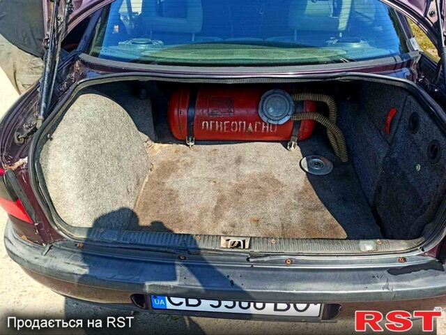 Опель Омега, об'ємом двигуна 2 л та пробігом 534 тис. км за 1100 $, фото 5 на Automoto.ua