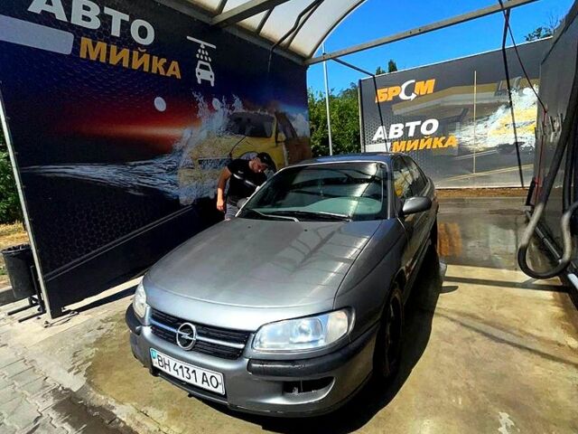 Опель Омега, объемом двигателя 3 л и пробегом 450 тыс. км за 1900 $, фото 7 на Automoto.ua