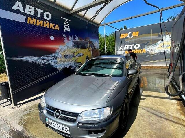Опель Омега, объемом двигателя 3 л и пробегом 450 тыс. км за 1900 $, фото 4 на Automoto.ua