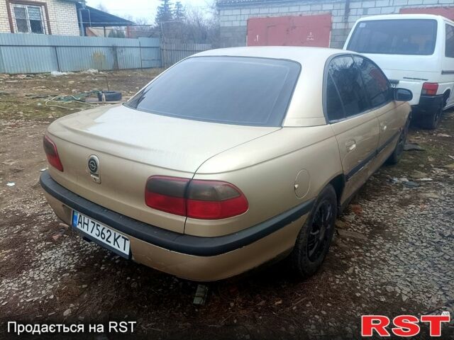 Опель Омега, объемом двигателя 20 л и пробегом 300 тыс. км за 1950 $, фото 2 на Automoto.ua