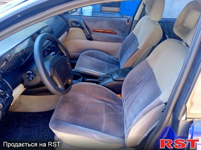 Опель Омега, объемом двигателя 20 л и пробегом 302 тыс. км за 2800 $, фото 4 на Automoto.ua