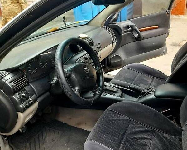 Опель Омега, об'ємом двигуна 2 л та пробігом 600 тис. км за 1750 $, фото 7 на Automoto.ua