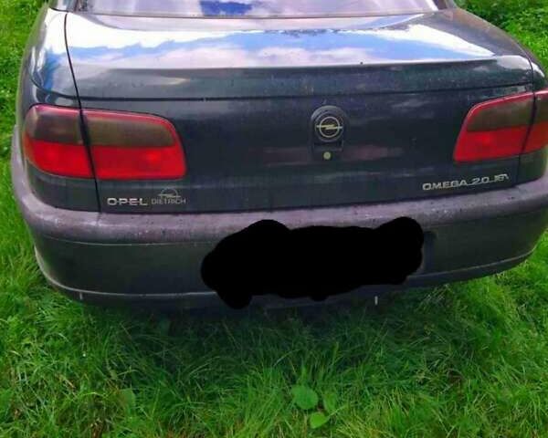 Опель Омега, объемом двигателя 2 л и пробегом 350 тыс. км за 2800 $, фото 2 на Automoto.ua