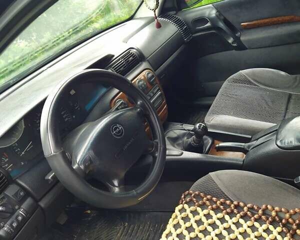 Опель Омега, объемом двигателя 2 л и пробегом 350 тыс. км за 2800 $, фото 1 на Automoto.ua