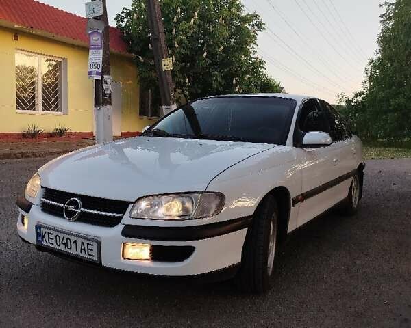 Опель Омега, объемом двигателя 2 л и пробегом 334 тыс. км за 2600 $, фото 1 на Automoto.ua