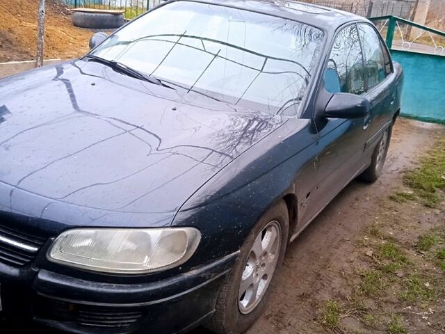 Опель Омега, объемом двигателя 2 л и пробегом 0 тыс. км за 1300 $, фото 2 на Automoto.ua