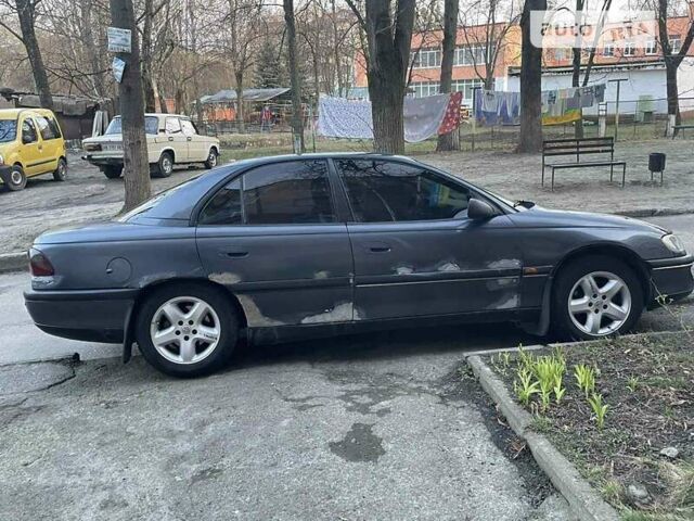 Опель Омега, объемом двигателя 2 л и пробегом 440 тыс. км за 2150 $, фото 2 на Automoto.ua