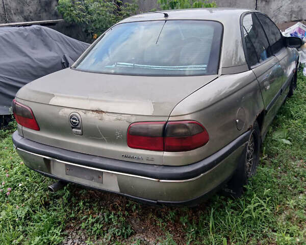 Опель Омега, об'ємом двигуна 2.5 л та пробігом 400 тис. км за 1500 $, фото 4 на Automoto.ua