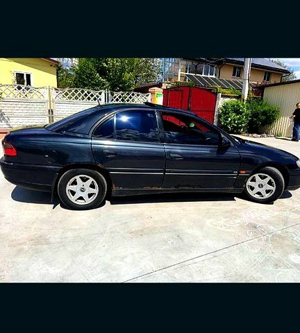 Опель Омега, объемом двигателя 2 л и пробегом 350 тыс. км за 1300 $, фото 1 на Automoto.ua