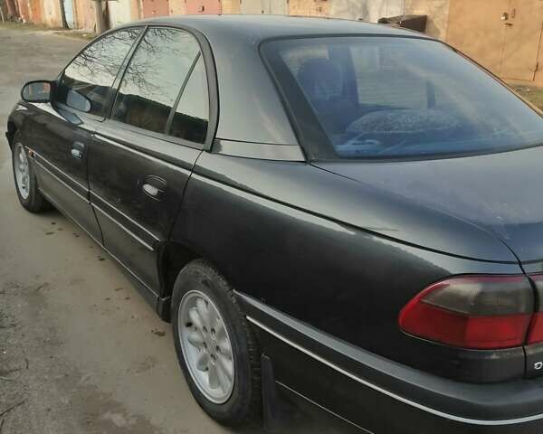 Опель Омега, объемом двигателя 2 л и пробегом 338 тыс. км за 3000 $, фото 3 на Automoto.ua