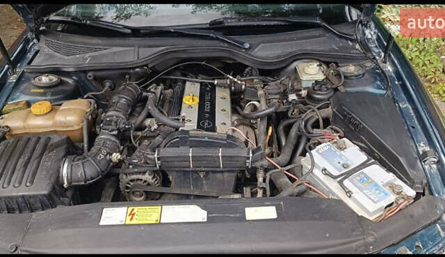 Опель Омега, объемом двигателя 2 л и пробегом 360 тыс. км за 2600 $, фото 4 на Automoto.ua