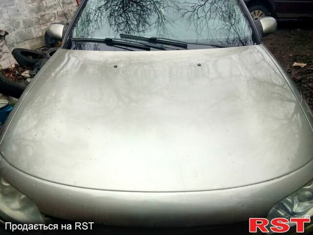 Опель Омега, объемом двигателя 2 л и пробегом 155 тыс. км за 1100 $, фото 1 на Automoto.ua