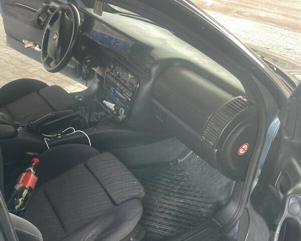 Опель Омега, об'ємом двигуна 2 л та пробігом 300 тис. км за 2550 $, фото 8 на Automoto.ua