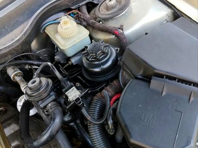 Опель Омега, объемом двигателя 2 л и пробегом 280 тыс. км за 2400 $, фото 6 на Automoto.ua