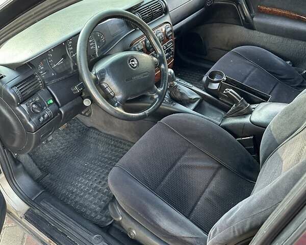 Опель Омега, объемом двигателя 0 л и пробегом 230 тыс. км за 1800 $, фото 6 на Automoto.ua
