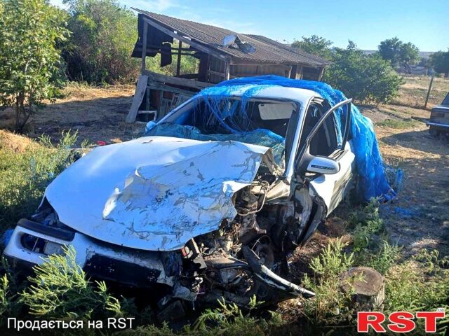 Опель Омега, об'ємом двигуна 2 л та пробігом 0 тис. км за 800 $, фото 2 на Automoto.ua