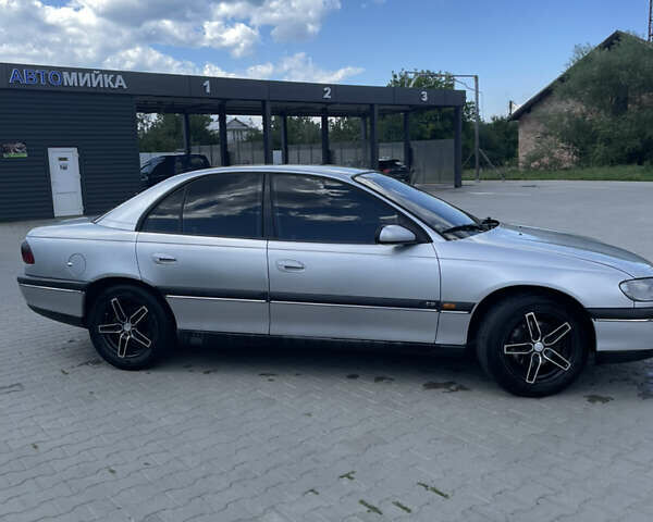 Опель Омега, объемом двигателя 2 л и пробегом 395 тыс. км за 3000 $, фото 8 на Automoto.ua
