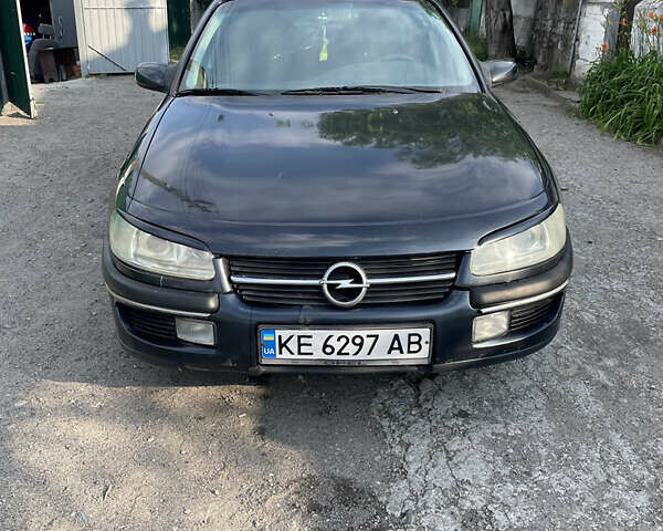 Опель Омега, объемом двигателя 2 л и пробегом 471 тыс. км за 2300 $, фото 4 на Automoto.ua