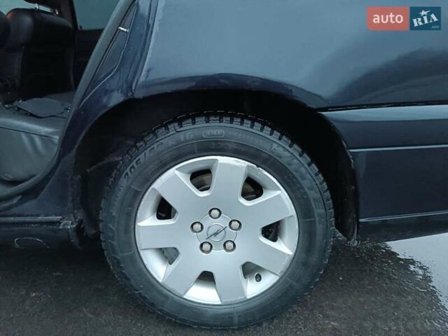 Опель Омега, объемом двигателя 2.96 л и пробегом 372 тыс. км за 3200 $, фото 14 на Automoto.ua