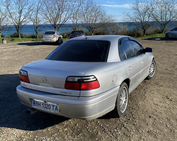 Опель Омега, объемом двигателя 2.2 л и пробегом 287 тыс. км за 3500 $, фото 4 на Automoto.ua