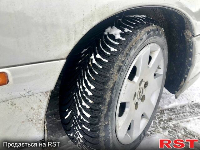 Опель Омега, объемом двигателя 25 л и пробегом 360 тыс. км за 2300 $, фото 7 на Automoto.ua